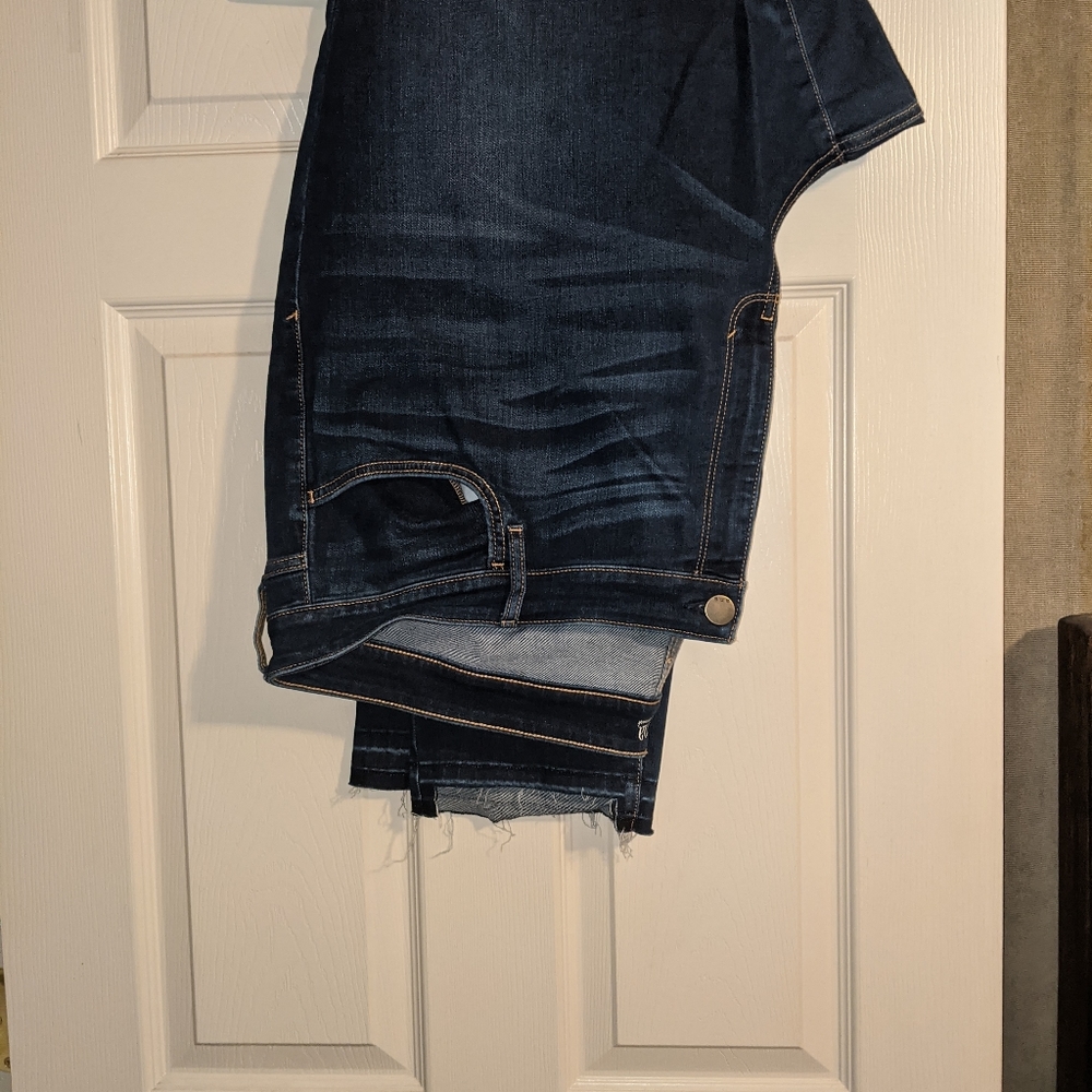 A. N. A jegging